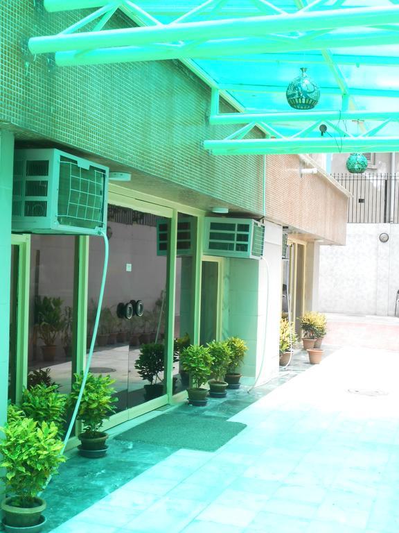 Hotel Akash Deep Kolkata Exterior photo