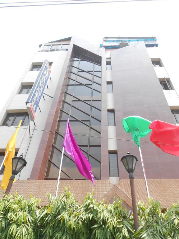 Hotel Akash Deep Kolkata Exterior photo