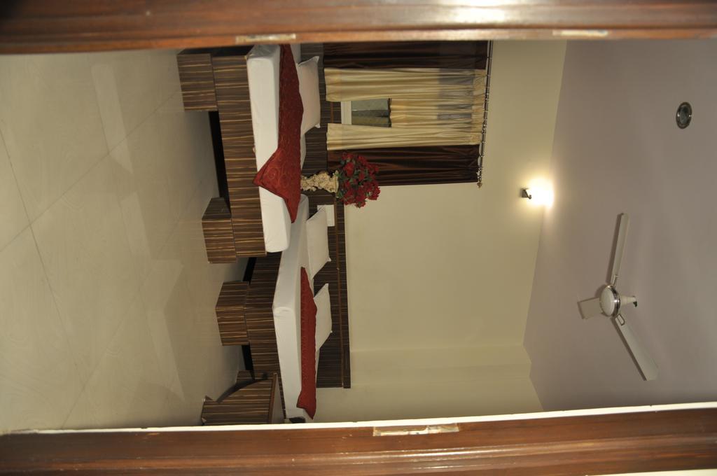 Hotel Akash Deep Kolkata Room photo